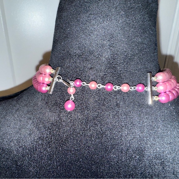 Pink Beaded Women's Necklace - Picture 2 of 3